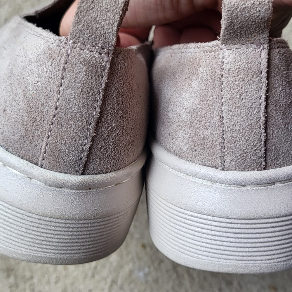 Sofft Women's Potina Slip on Sneaker Size 9.5 Suede Leather Taupe Pre-owned - Picture 6 of 8